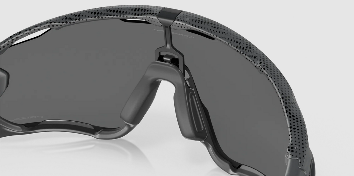 Oakley Jawbreaker - Hi Res Matte Carbon - Prizm Black Lens-The Cycling Fix