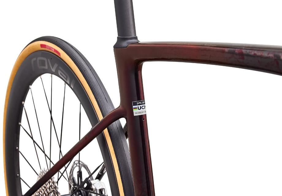 2027 S-Works Roubaix SL8 - Sram Red AXS